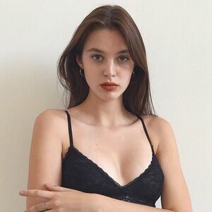 Meet your Posher, Posh